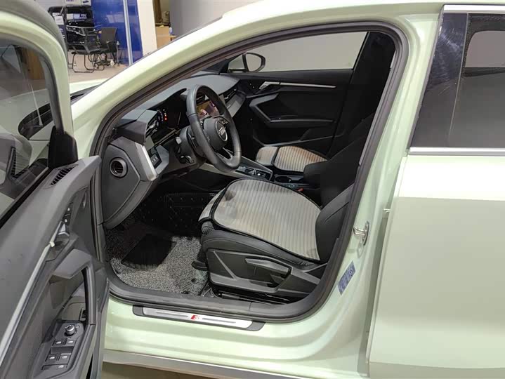 Фото 9 - Audi A3