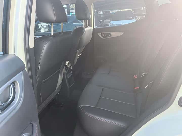 Фото 6 - Nissan Qashqai