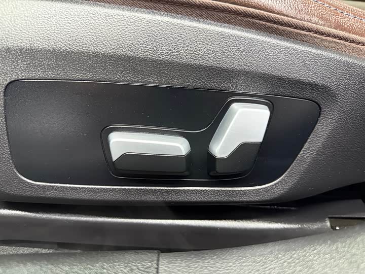 Фото 8 - BMW 3 Series