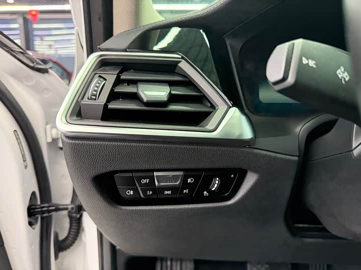 Фото 9 - BMW 3 Series