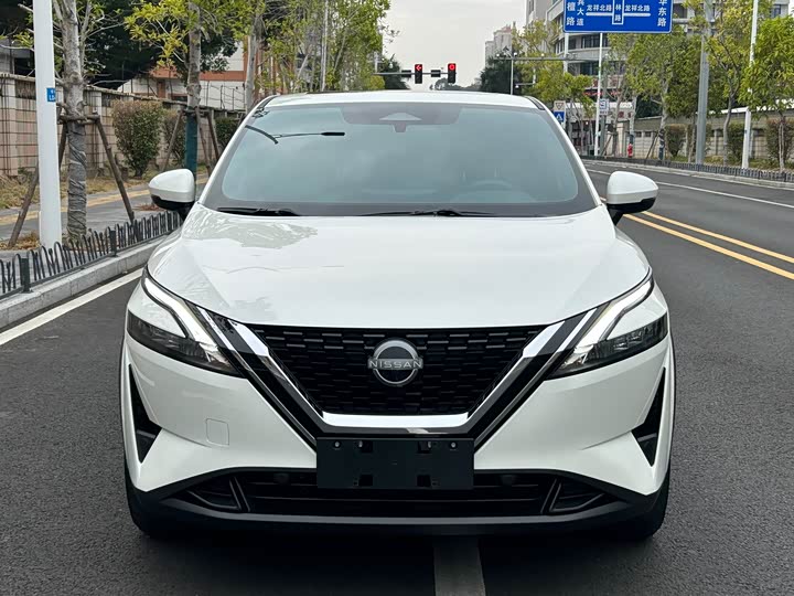 Фото 2 - Nissan Qashqai