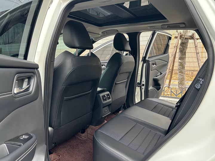 Фото 6 - Nissan Qashqai