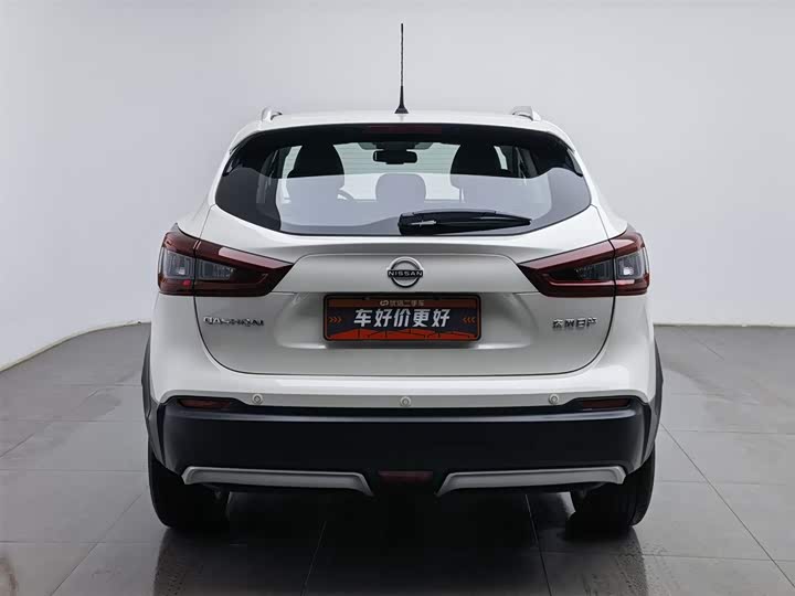 Фото 4 - Nissan Qashqai