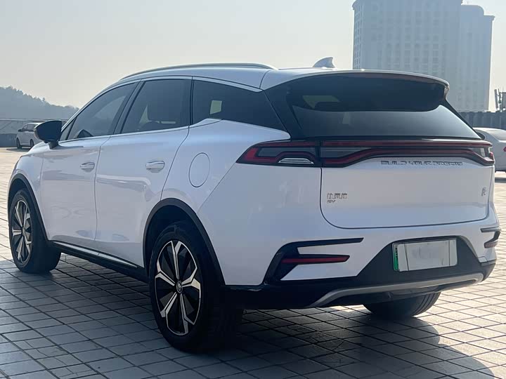 Фото 4 - BYD Tang Hybrid/EV