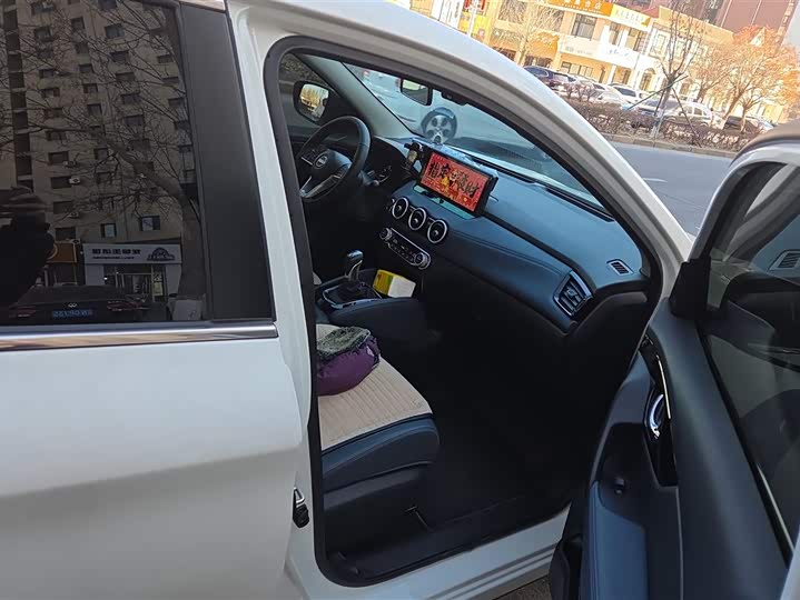 Фото 8 - Nissan Qashqai