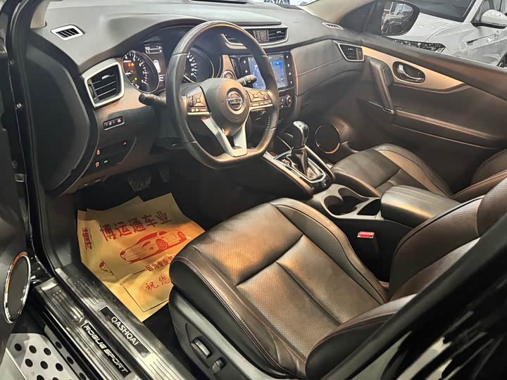 Фото 6 - Nissan Qashqai