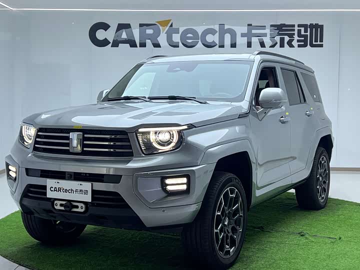 Фото 1 - Tank 700 Hybrid