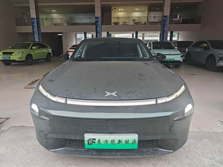 Фото 2 - XPeng P7