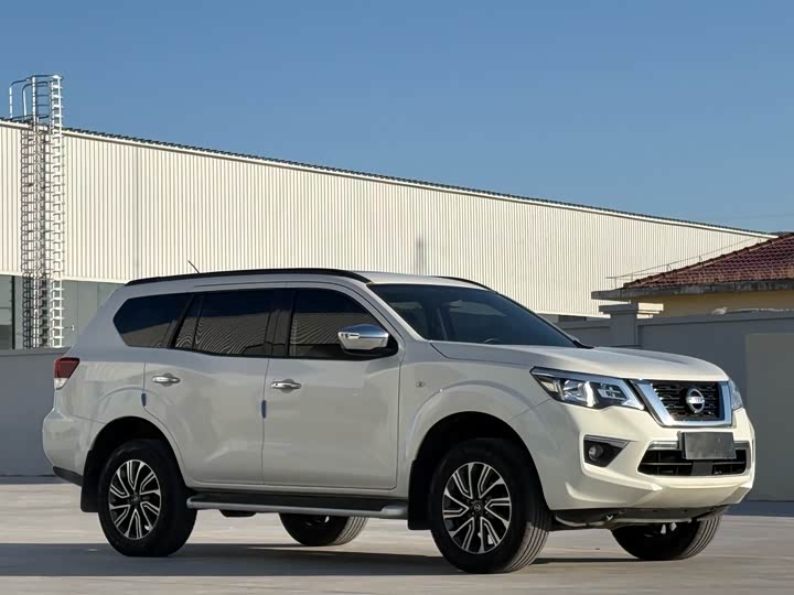 Фото 3 - Nissan Terra