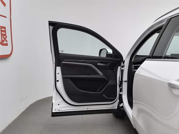 Фото 8 - Haval H6