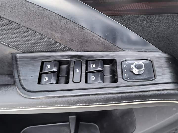 Фото 9 - Haval H6