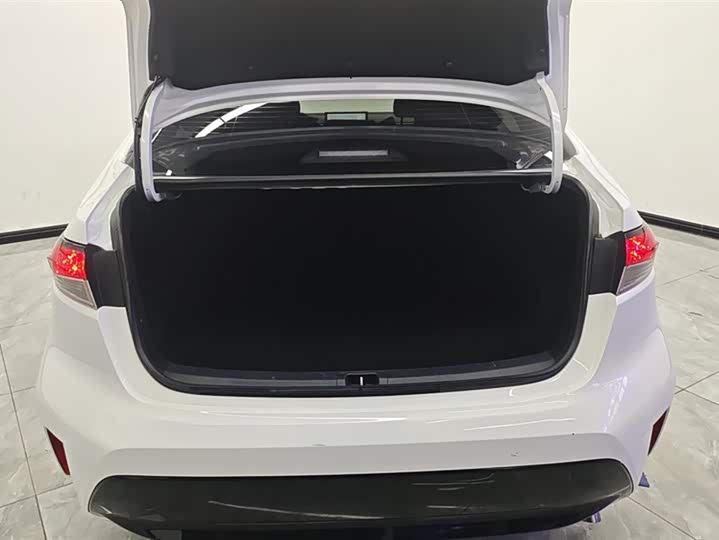 Фото 4 - Toyota Levin