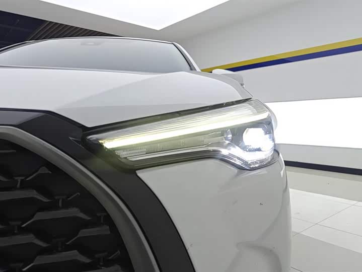 Фото 5 - Toyota Corolla Cross