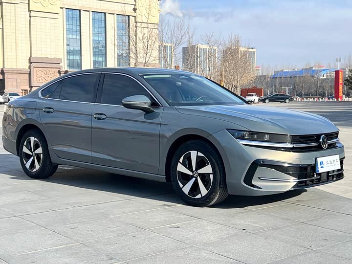 Фото 3 - Volkswagen Magotan