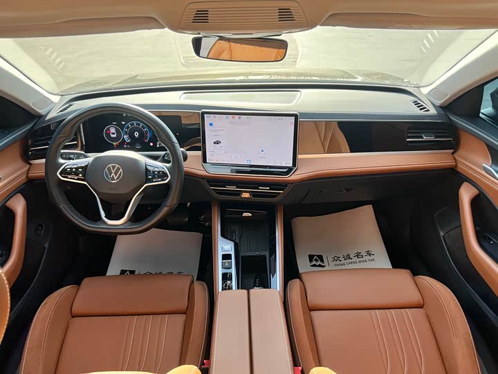 Фото 5 - Volkswagen Magotan