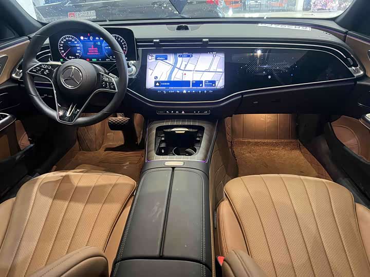 Фото 7 - Mercedes-Benz E-Class Hybrid