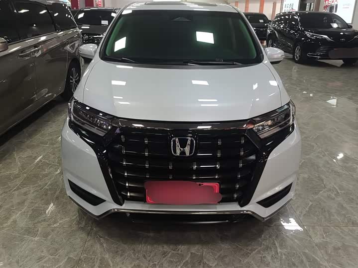 Фото 2 - Honda Elysion