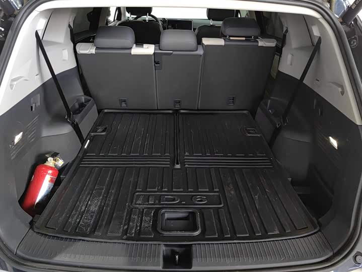 Фото 4 - Volkswagen ID.6 Crozz