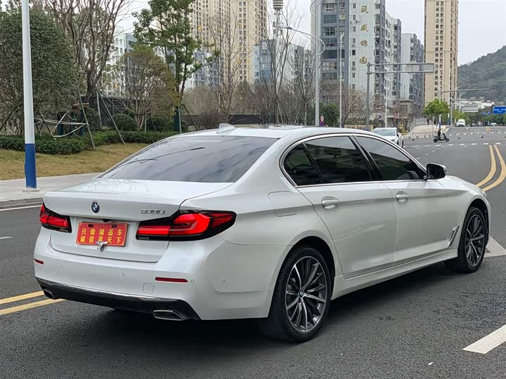 Фото 4 - BMW 5 Series