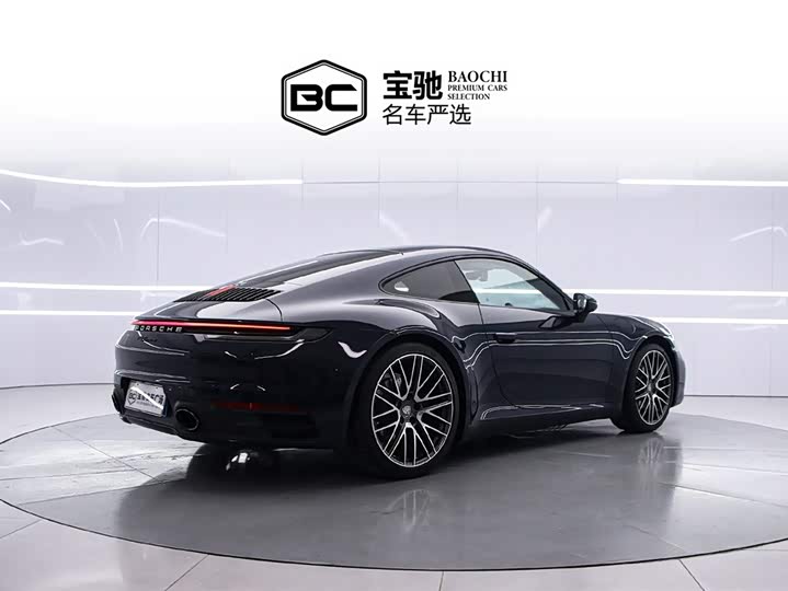 Фото 3 - Porsche 911