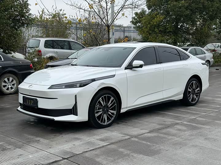 Фото 1 - Changan Qiyuan (Nevo) A05