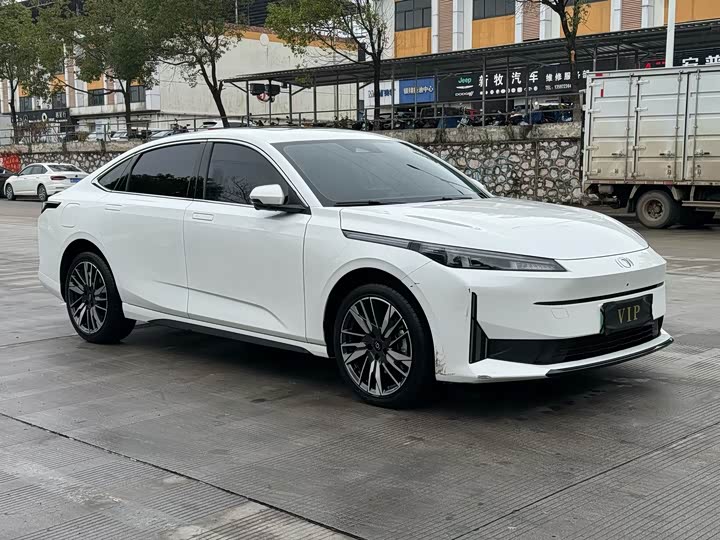 Фото 3 - Changan Qiyuan (Nevo) A05