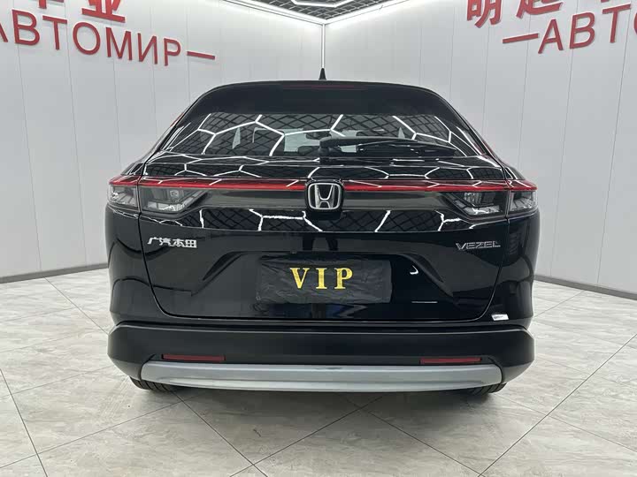 Фото 9 - Honda Vezel