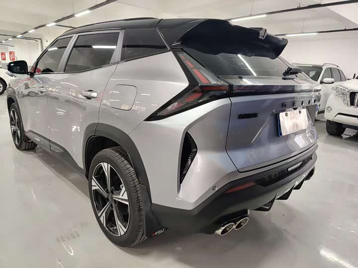 Фото 5 - Geely Atlas