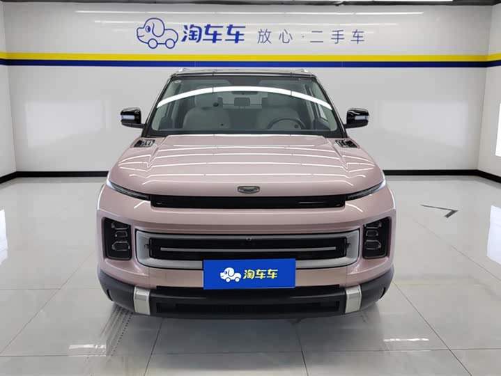 Фото 2 - Geely Icon