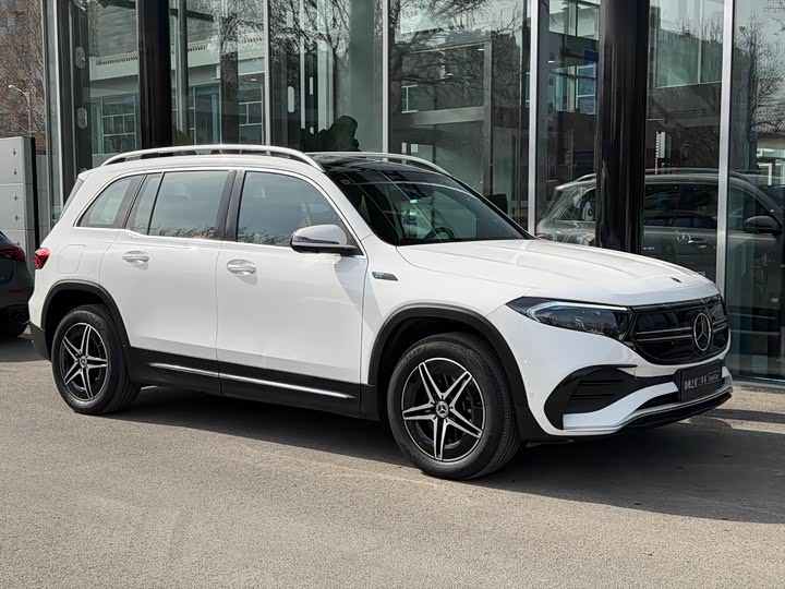 Фото 6 - Mercedes-Benz EQB