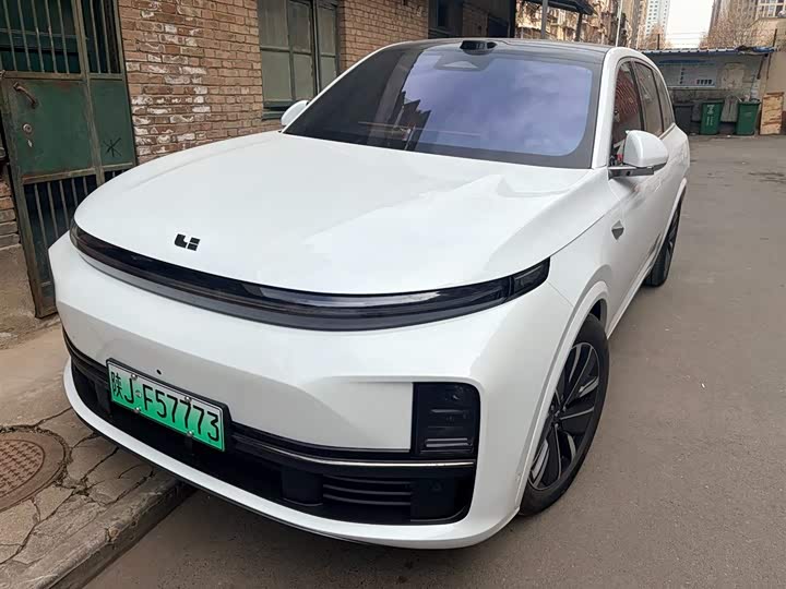 Photo 1 - LiXiang L7