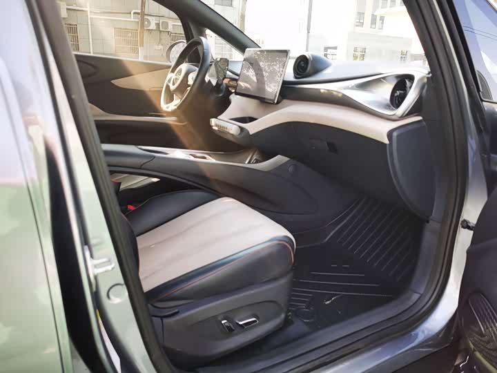 Фото 6 - BYD Dolphin