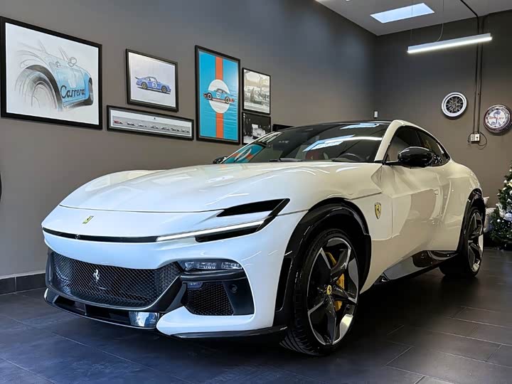 Фото 1 - Ferrari Purosangue