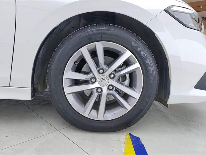 Фото 6 - Honda Civic