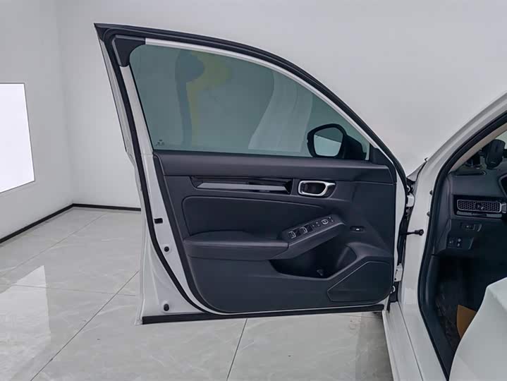 Фото 7 - Honda Civic