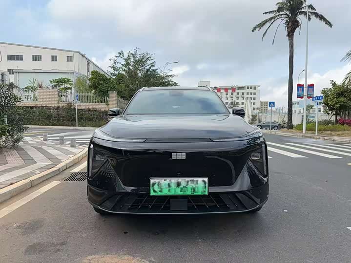 Фото 2 - Geely Galaxy L7