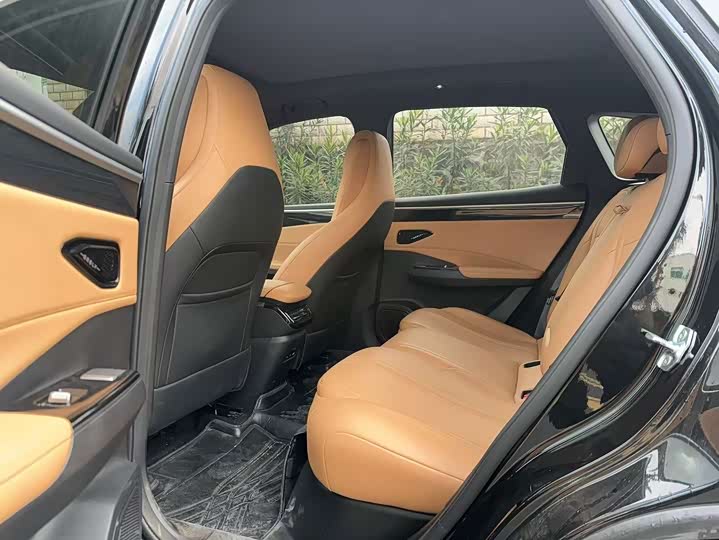 Фото 8 - Geely Galaxy L7