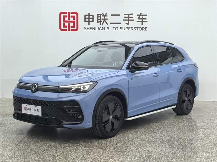 Фото 1 - Volkswagen Tiguan L Pro