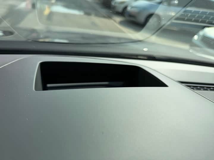 Фото 6 - Volkswagen Golf GTI