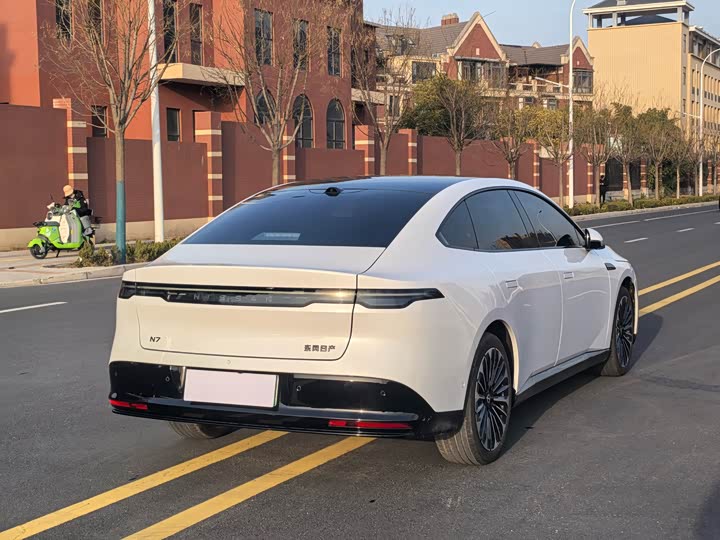 Фото 7 - Nissan N7