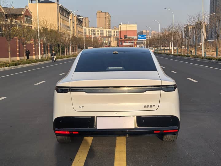 Фото 8 - Nissan N7