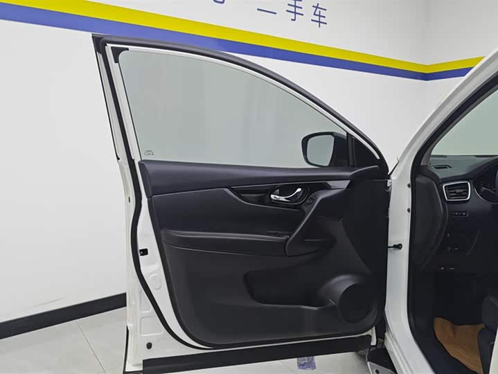 Фото 7 - Nissan Qashqai