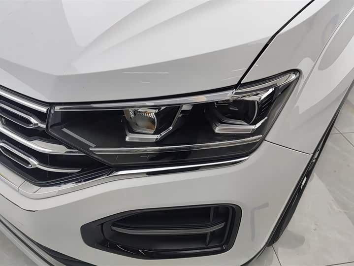 Volkswagen Tayron 2020 2020款 330TSI 两驱豪华智联版
