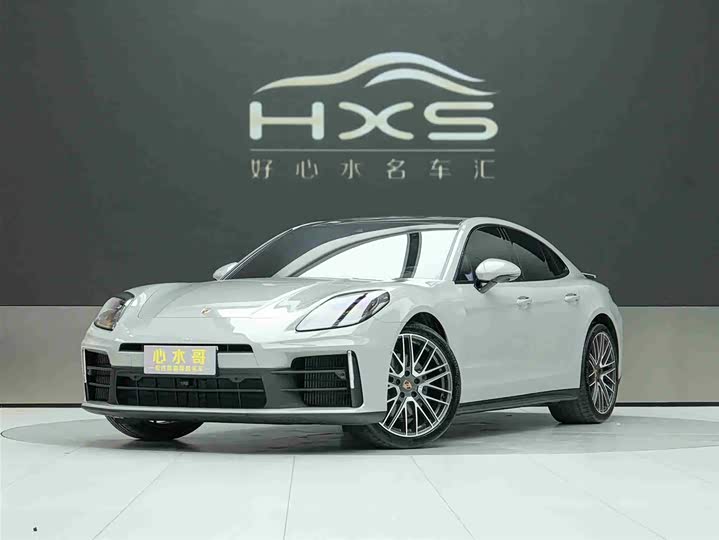 Фото 1 - Porsche Panamera