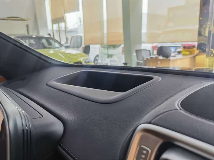 Фото 5 - Mercedes-Benz S-Class