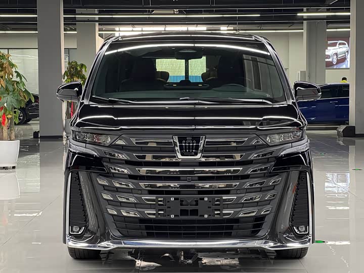 Фото 2 - Toyota Vellfire