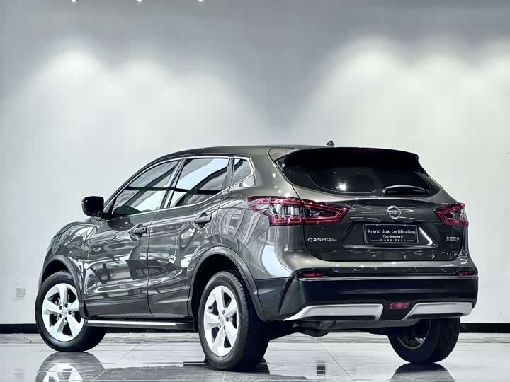 Фото 3 - Nissan Qashqai