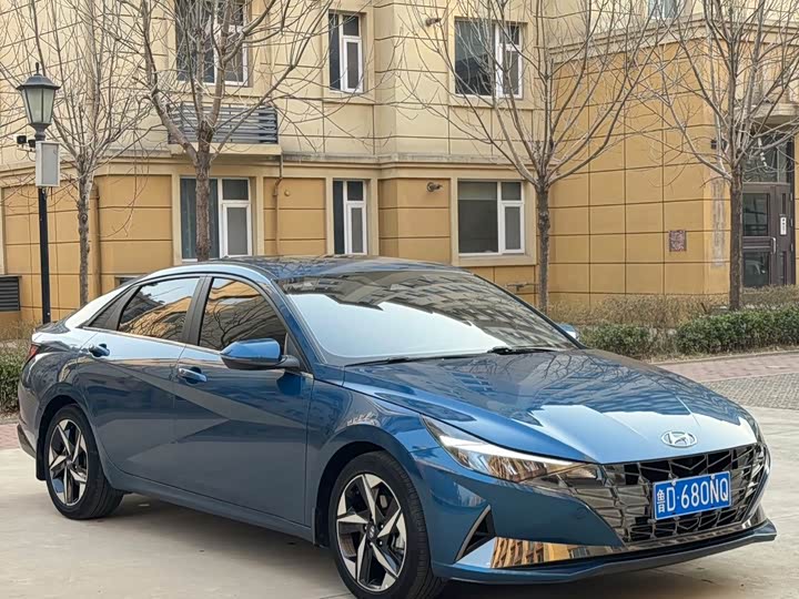 Фото 3 - Hyundai Elantra N line