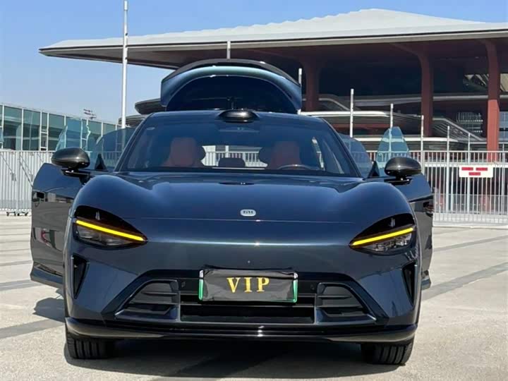 Фото 2 - Xiaomi YU7