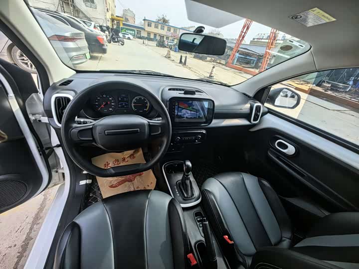 Фото 9 - Roewe Clever